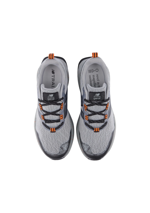 New Balance Mens Garoe V2 2E